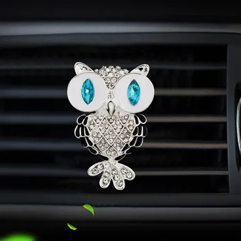 Метален автомобилен парфюм Creative Owl Shape Ароматерапия Цветен кристал твърд парфюм дифузьор Auto превозно средство вътрешно табло