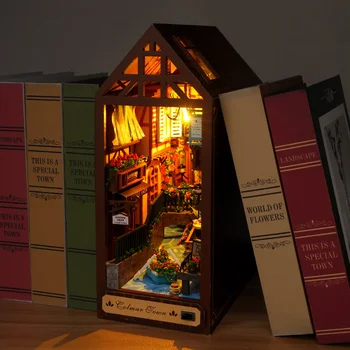 Book Nook DIY дървена библиотека кабина мини приказка град библиотека гора кабина модел събрание играчки деца ръчно изработени коледни подаръциa