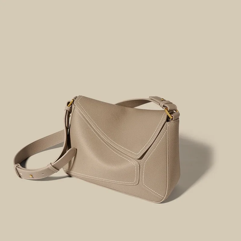 Дамска чанта Геометрична чанта от естествена кожа 2023 Есенна дамска чанта за рамо под мишниците Женска популярна чанта за пътуване . ' - ' . 1